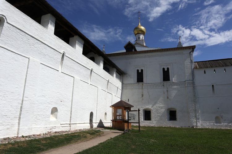 Спасская церковь в Ростовском кремле