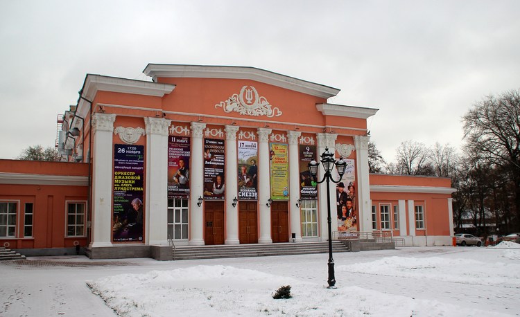 Здание филармонии в Рязани