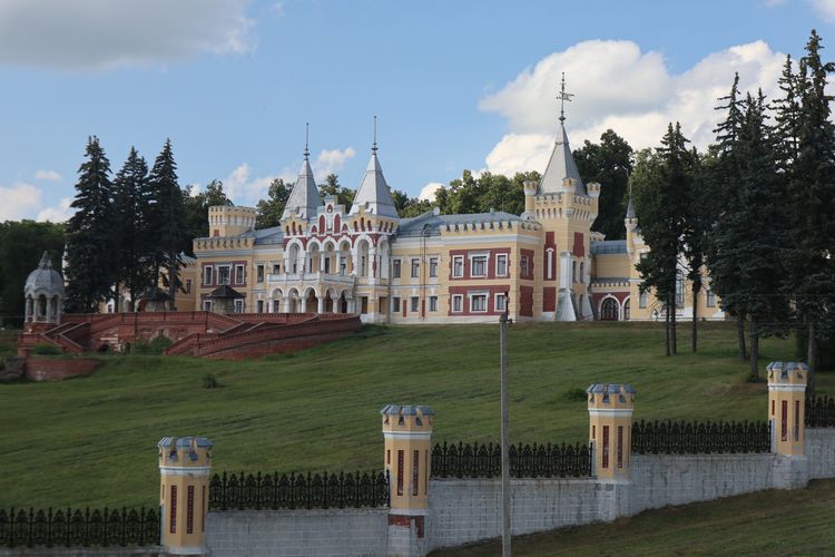Усадьба фон Дервизов в Кирицах