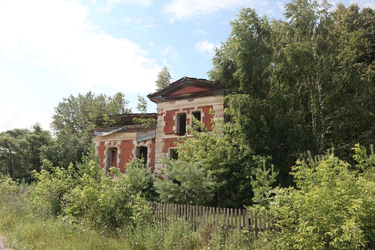 Усадьба фон Дервиза в Сохе