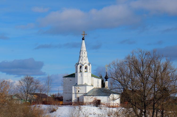 Козмодамианская церковь в Суздале