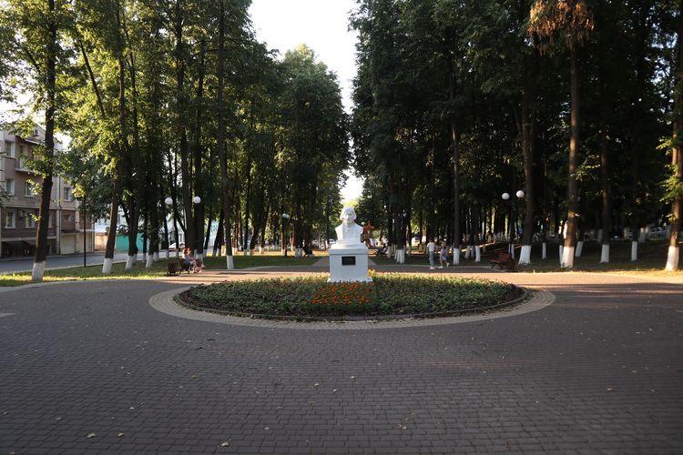 Гоголевский сквер во Владимире